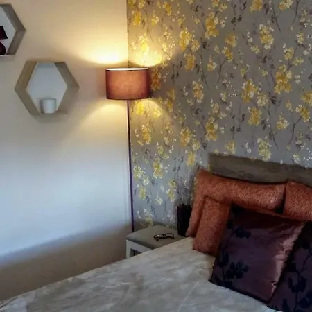 아파트 Zozi Csaladi Apartman *