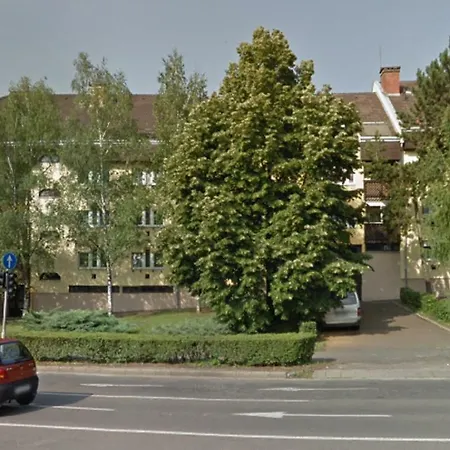 Zozi Csaladi Apartman 아파트 *
