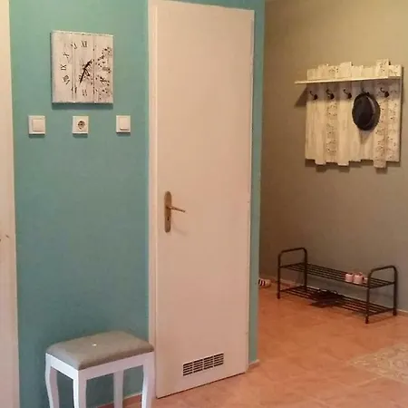Zozi Csaladi Apartman